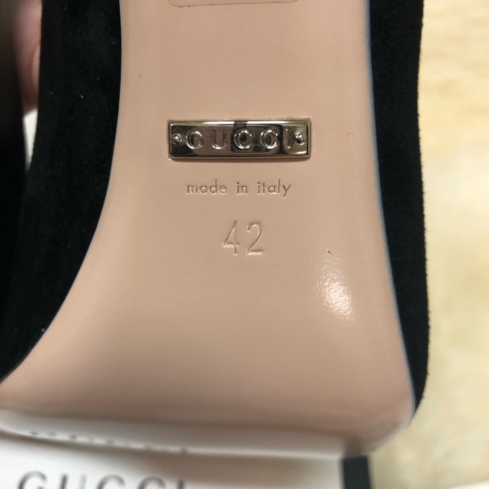 *SOLD* Gucci Dionysus Suede Pump - Picture 10 of 11